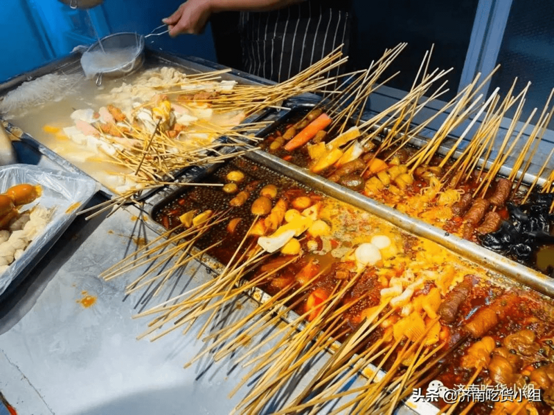 南京栖霞美食：品味古老与现代的交融